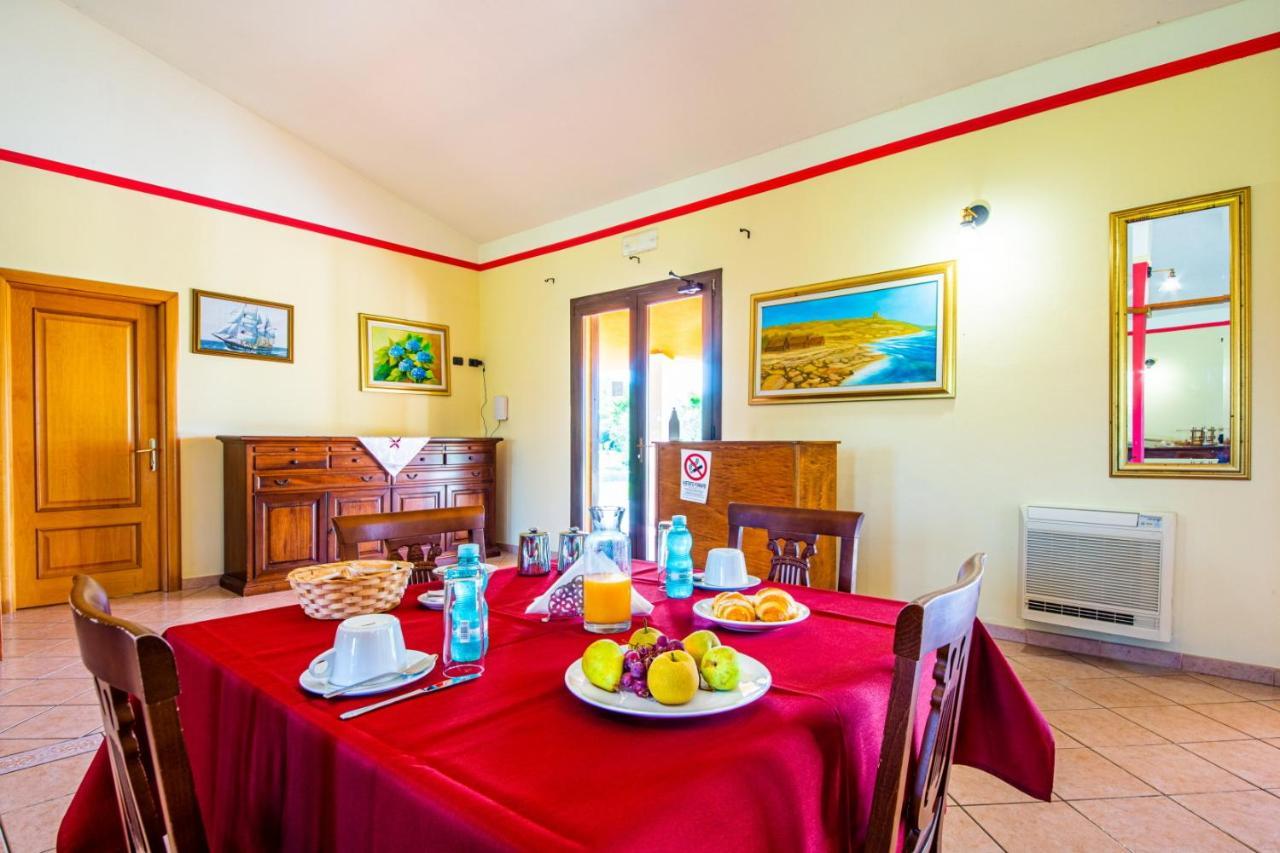 Agriturismo Is Cortillaris Càbras Dış mekan fotoğraf