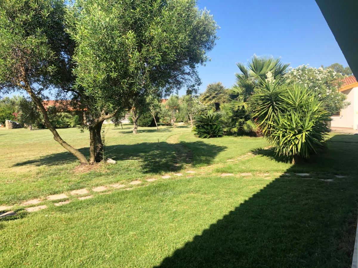 Agriturismo Is Cortillaris Càbras Dış mekan fotoğraf