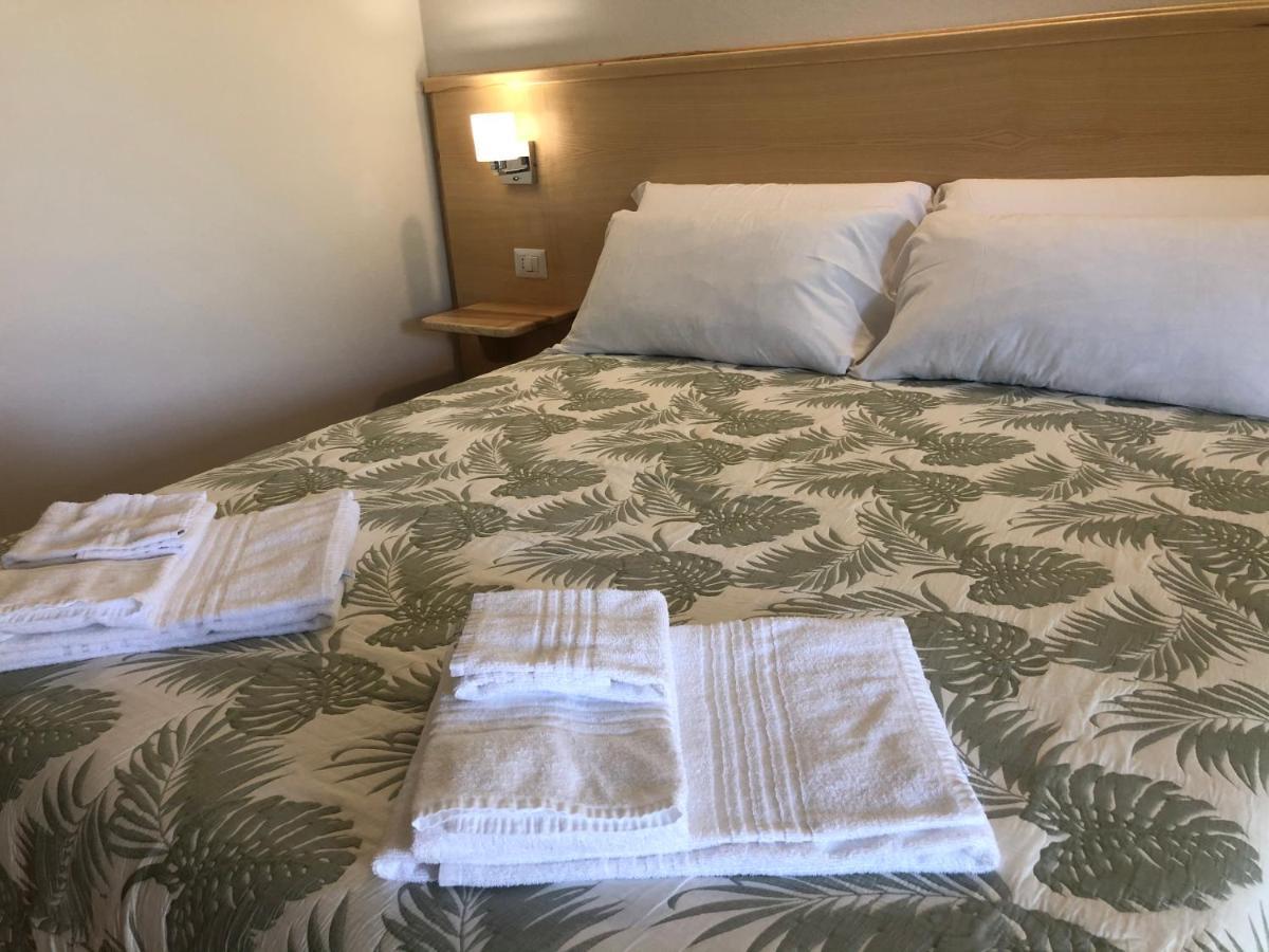 Agriturismo Is Cortillaris Càbras Dış mekan fotoğraf